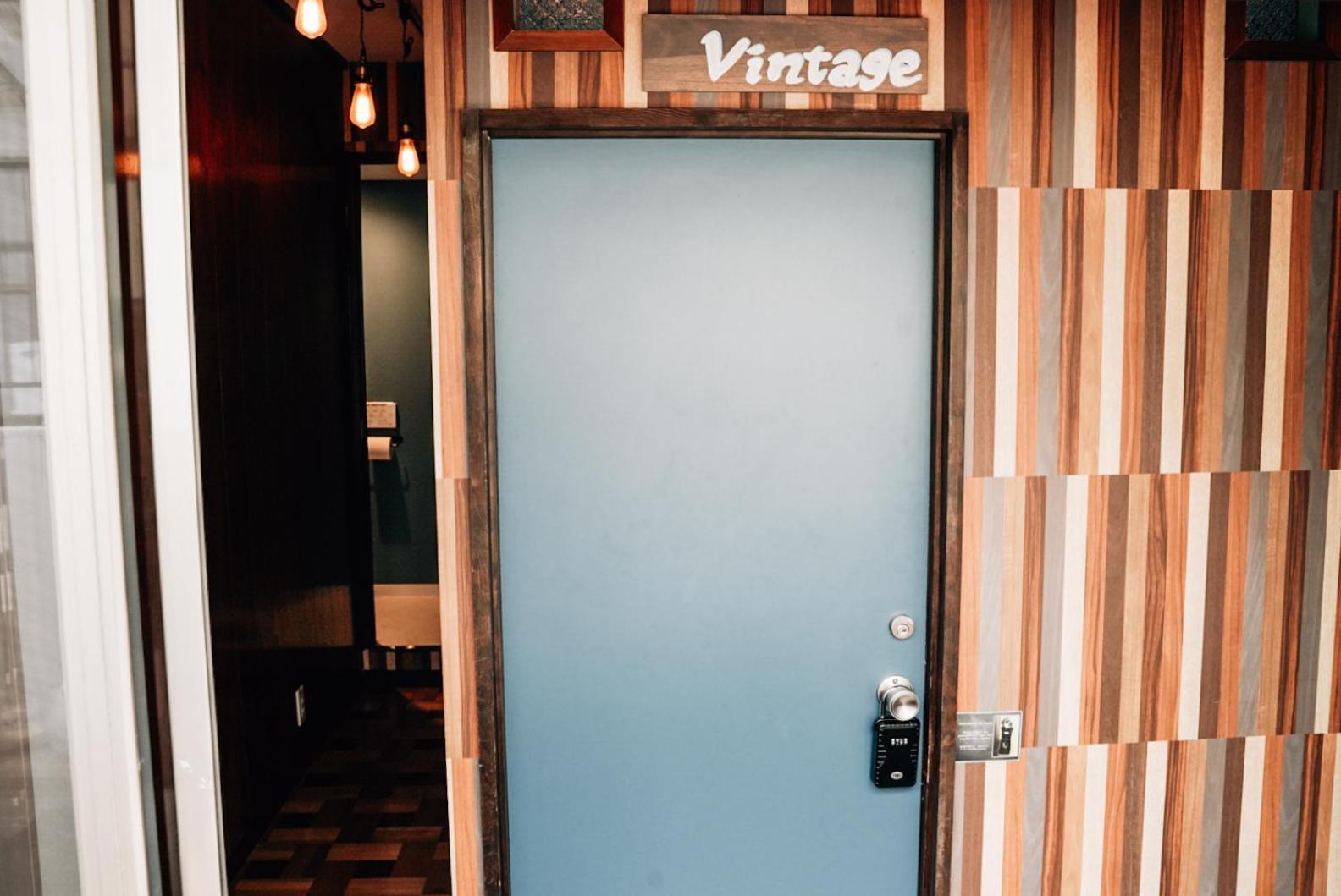 Tipy Records Inn Hanare Одавара Номер фото